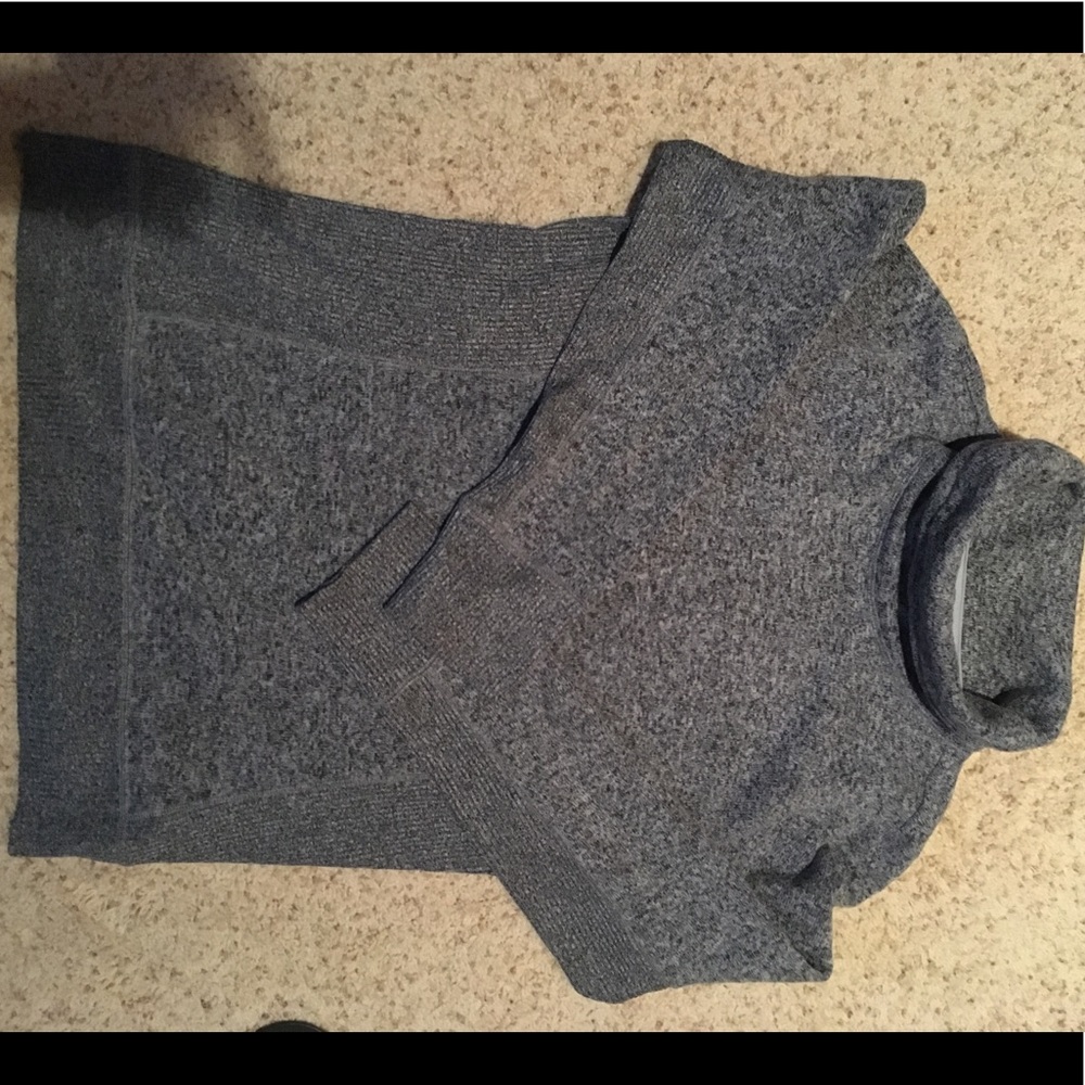 Black speckled turtleneck